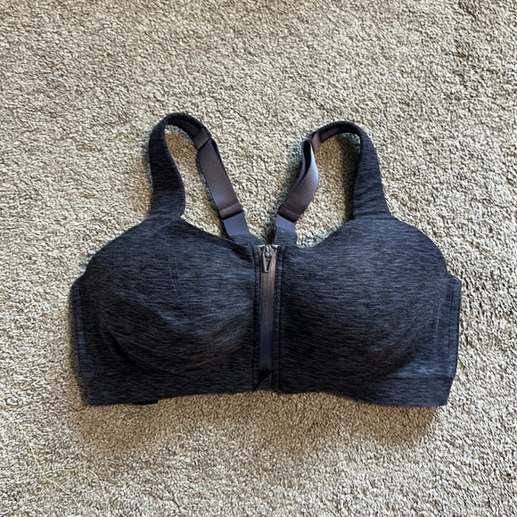 Victoria's Secret Knockout Sport Bra - Picture 1 of 3